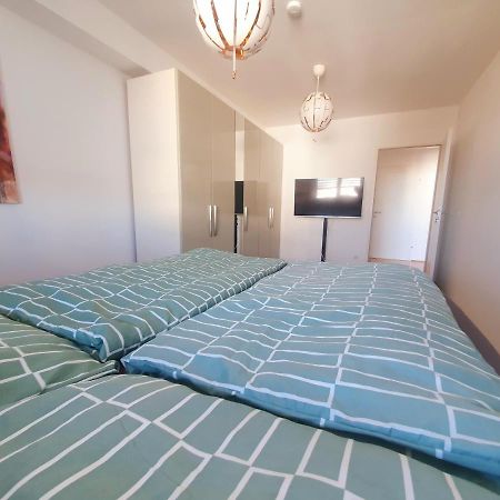 Near Lake Two Bedroom Duplex Apartment Wina Bagian luar foto