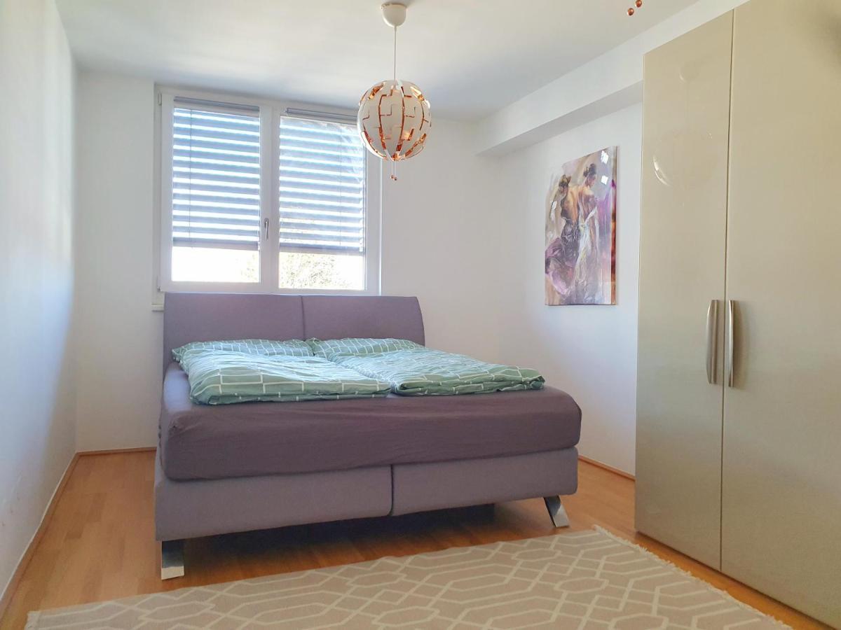 Near Lake Two Bedroom Duplex Apartment Wina Bagian luar foto