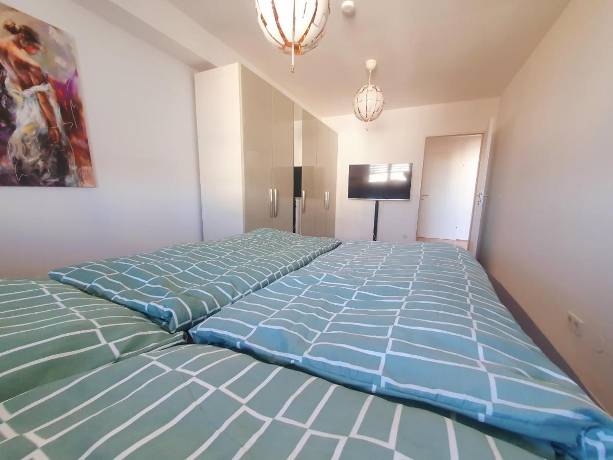 Near Lake Two Bedroom Duplex Apartment Wina Bagian luar foto